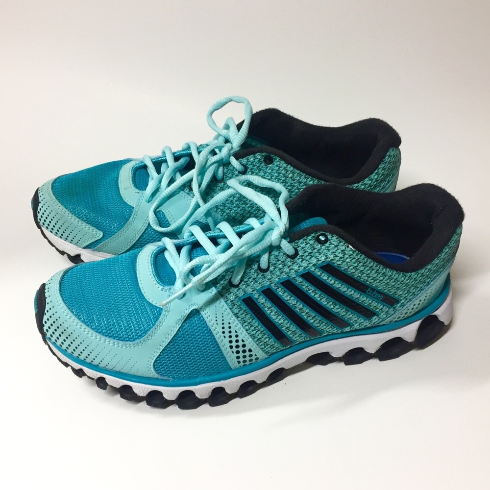 K-Swiss Women's Fashion Sneaker Running Shoes 👟